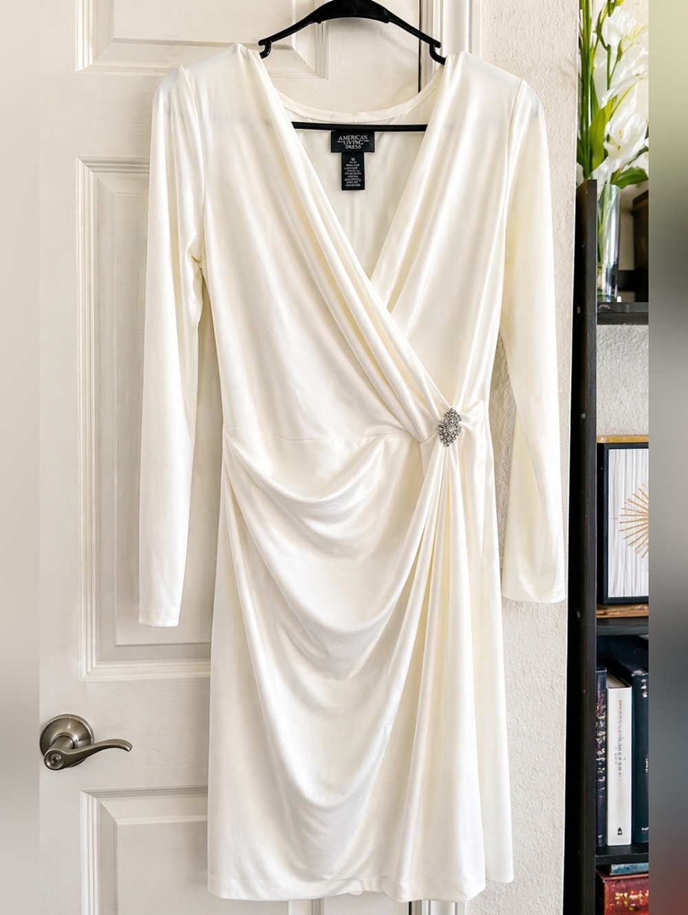 American Living Off White Wrap Dress Women’s Size 10 Ruched Evening Cocktail